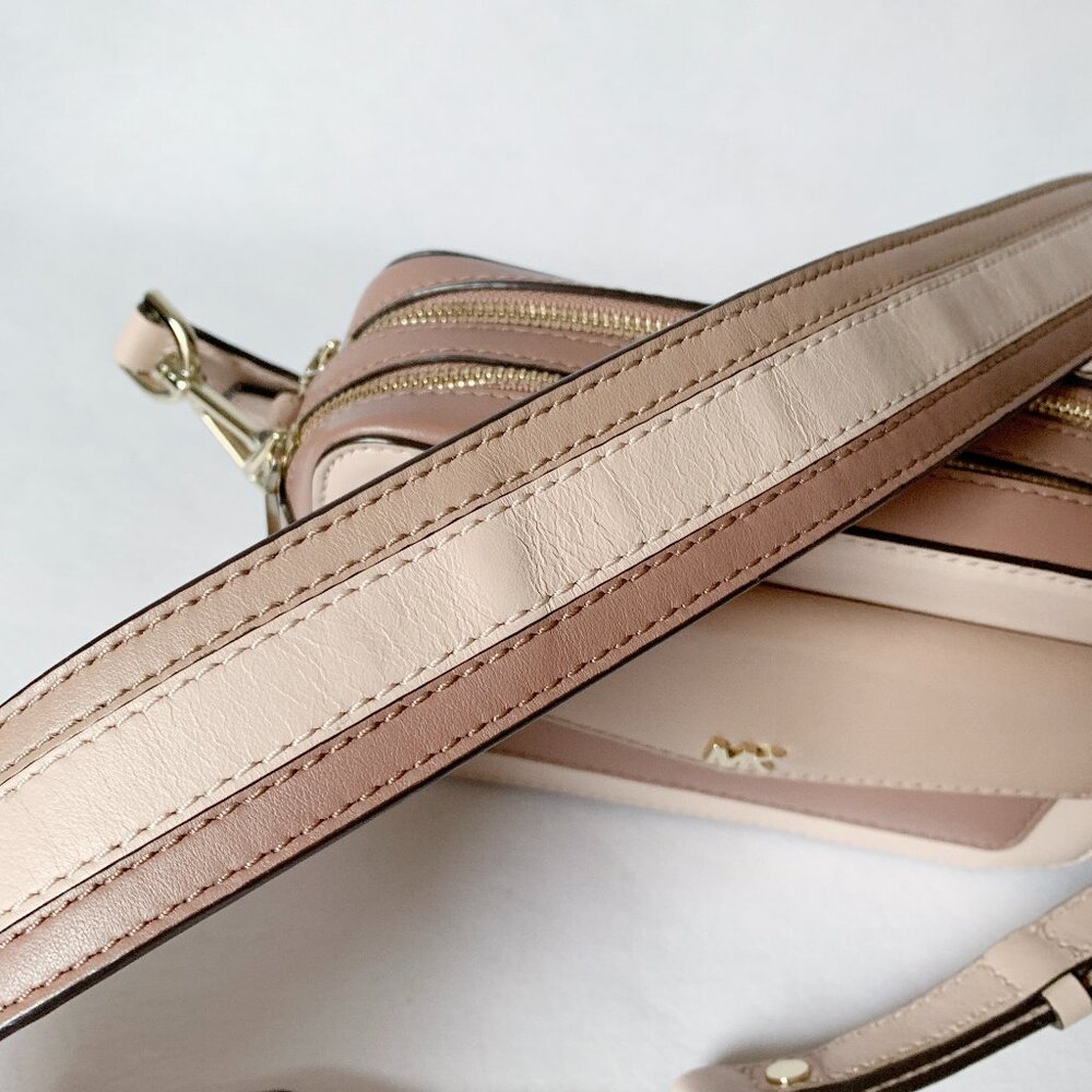 Michael Kors Small Tri-Colour Camera Bag | Soft Pink Multi - Picture 4 of 14
